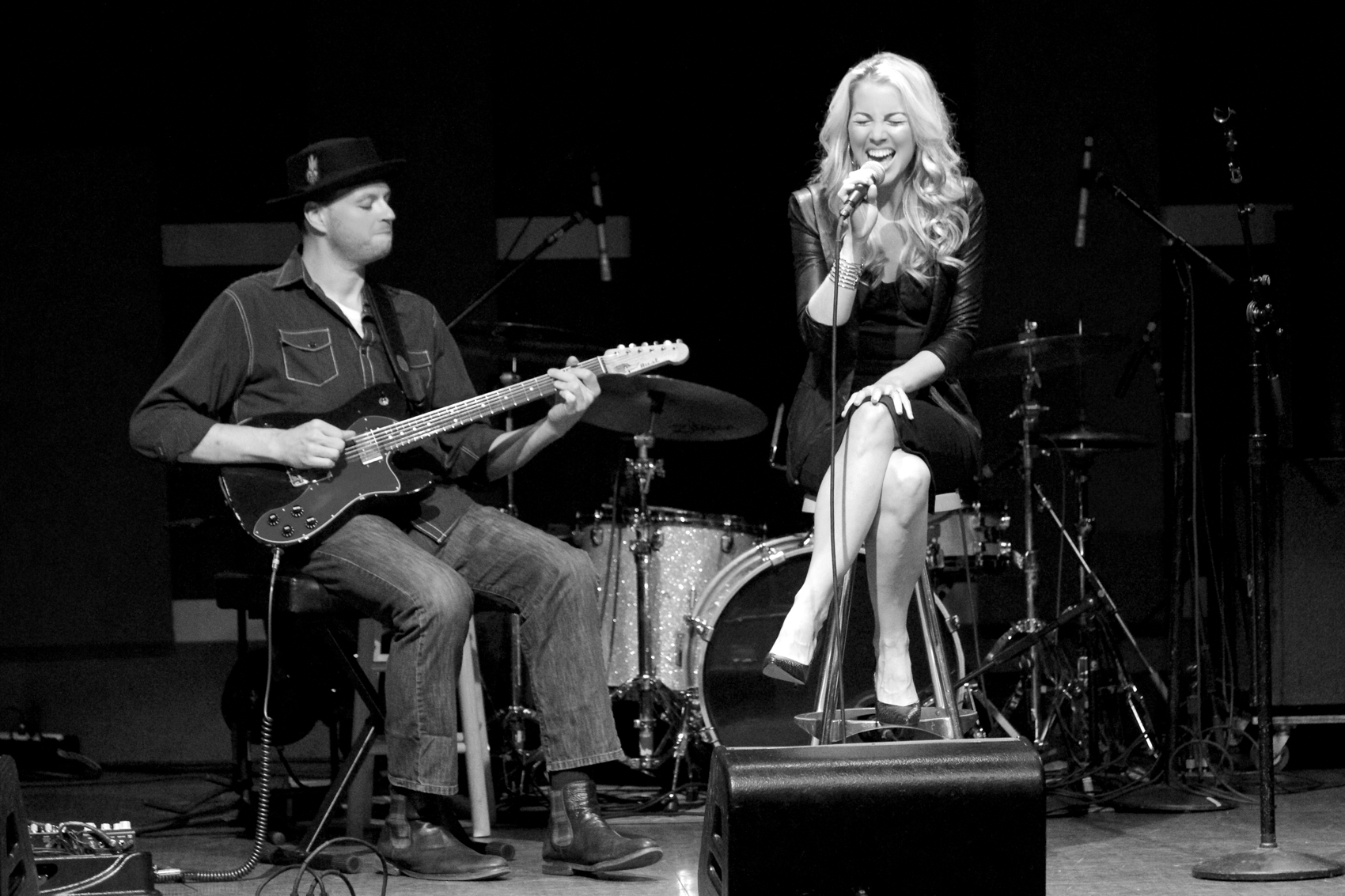 World Cafe Live 
Philadelphia, Pa
November 15, 2015

DerekBrad.com